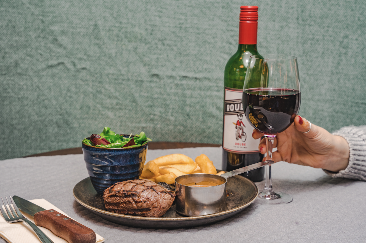 Steak & wine